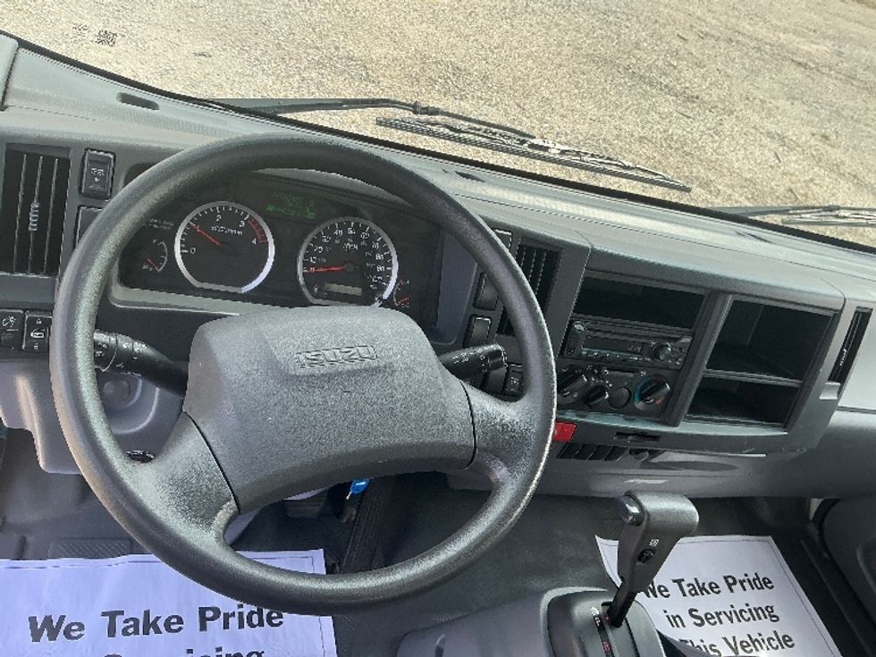 Light Duty Box Truck-Light and Medium Duty Trucks-Isuzu-2019-NPR-Gulfport-MS-133,847\n\t\tmiles-$ 36,500 - Image 18