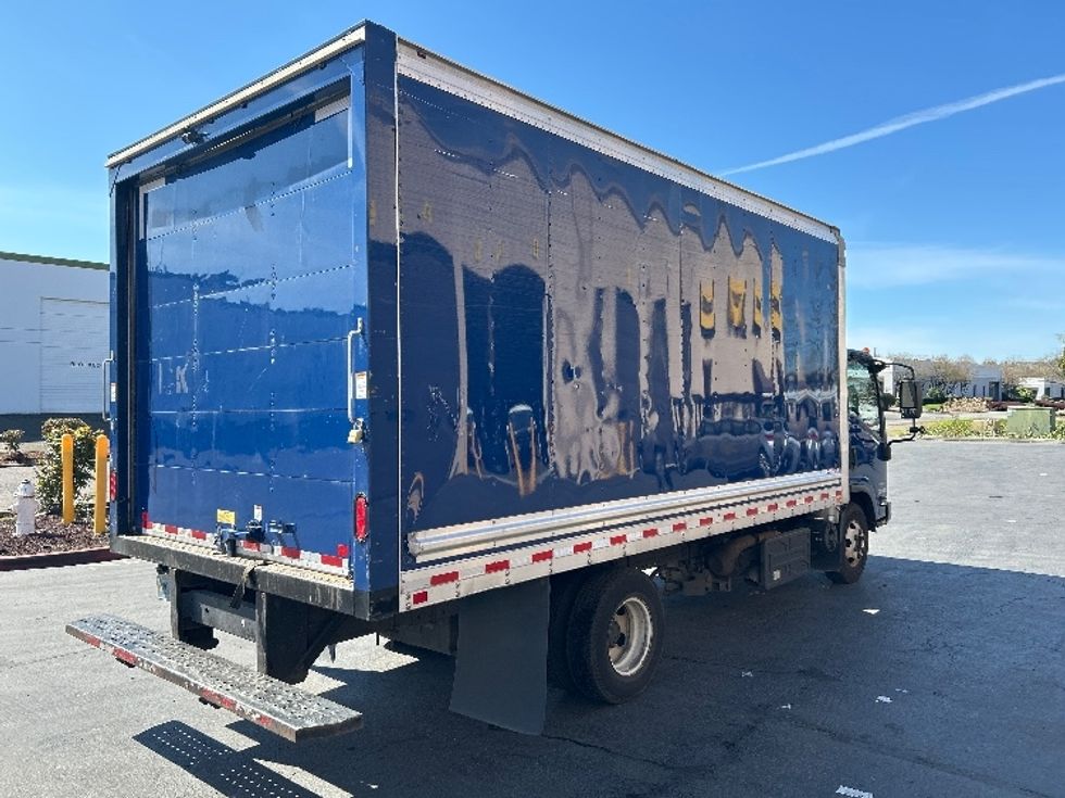Light Duty Box Truck-Light and Medium Duty Trucks-Isuzu-2019-NPR-Kent-WA-135,222\n\t\tmiles-$ 36,000 - Image 11