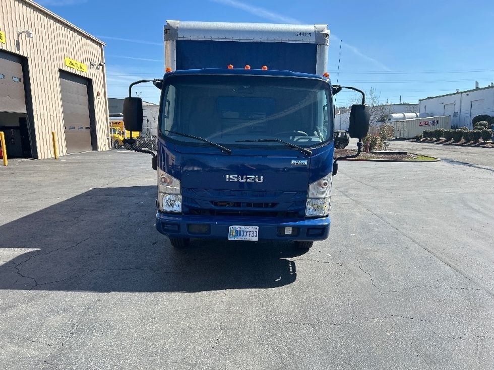Light Duty Box Truck-Light and Medium Duty Trucks-Isuzu-2019-NPR-Kent-WA-135,222\n\t\tmiles-$ 36,000 - Image 2