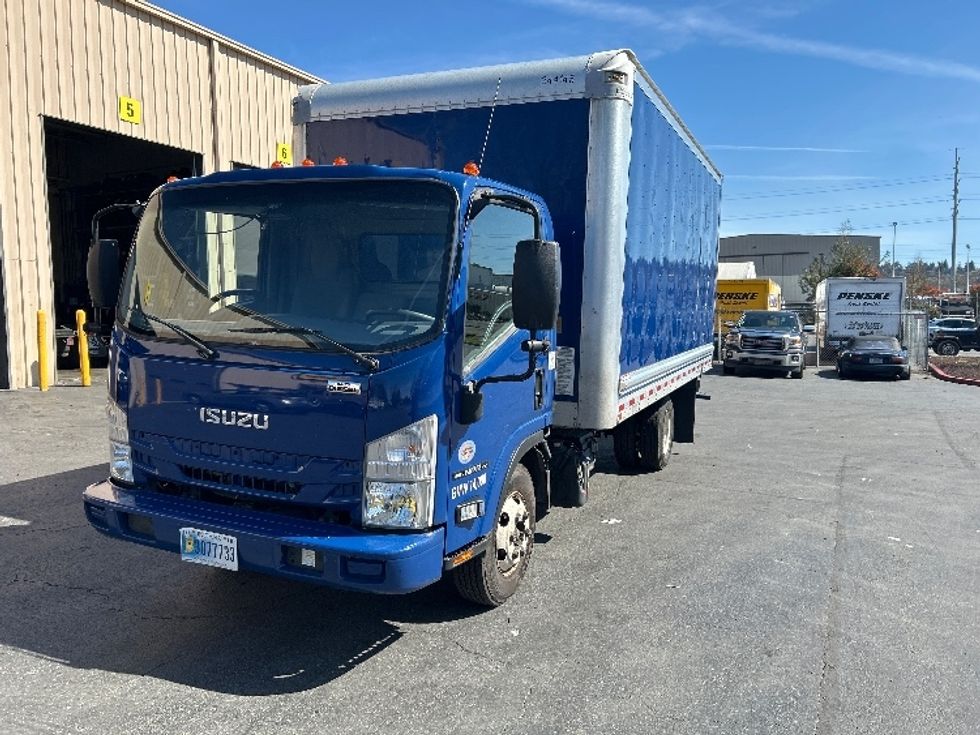 Light Duty Box Truck-Light and Medium Duty Trucks-Isuzu-2019-NPR-Kent-WA-135,222\n\t\tmiles-$ 36,000 - Image 3