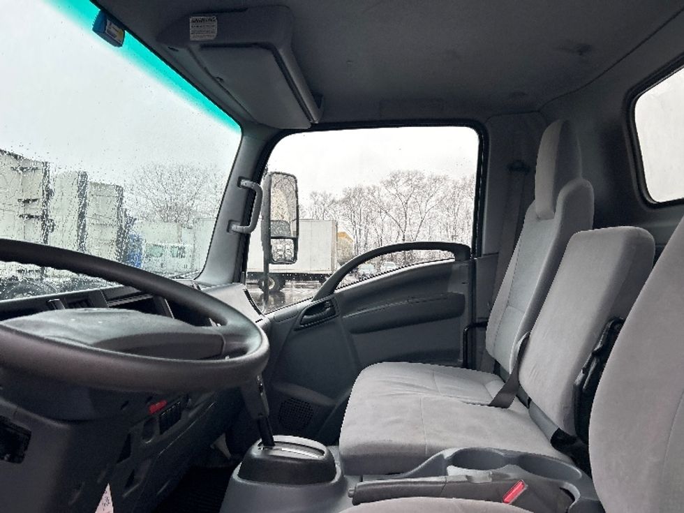 Light Duty Box Truck-Light and Medium Duty Trucks-Isuzu-2019-NPR-La Porte-IN-107,666\n\t\tmiles-$ 35,000 - Image 19
