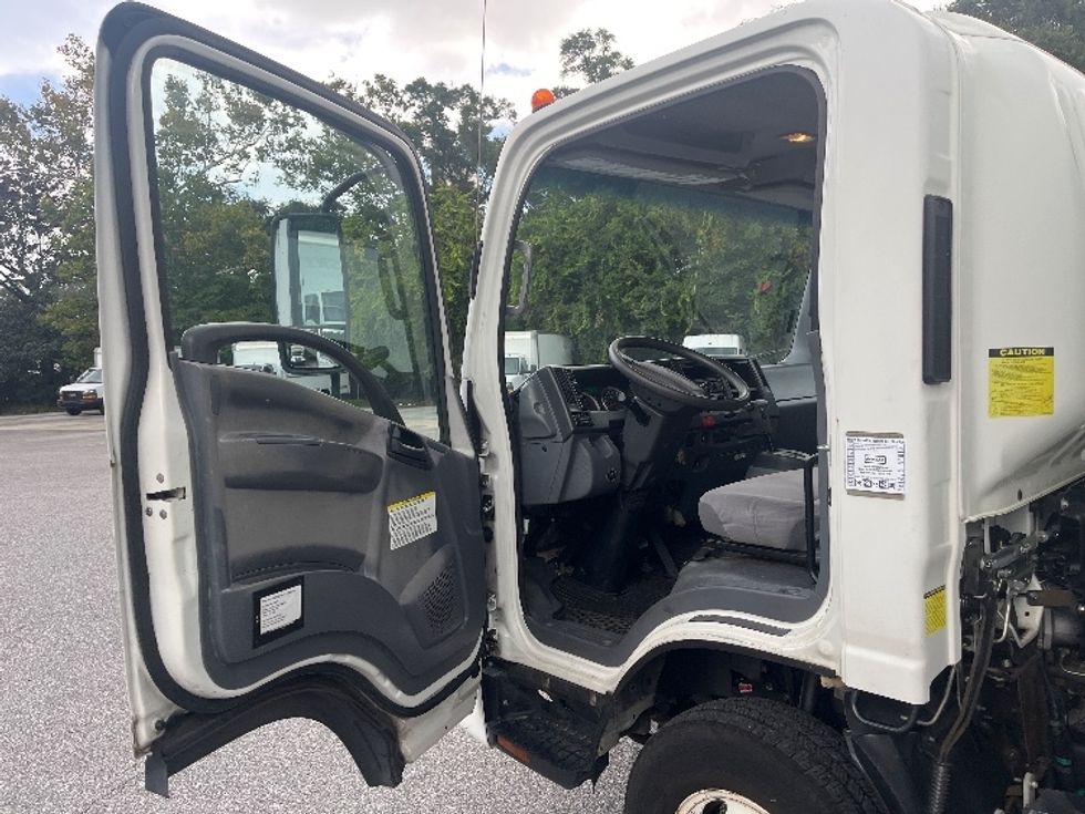 Light Duty Box Truck-Light and Medium Duty Trucks-Isuzu-2019-NPR-Pensacola-FL-168,296\n\t\tmiles-$ 33,250 - Image 16
