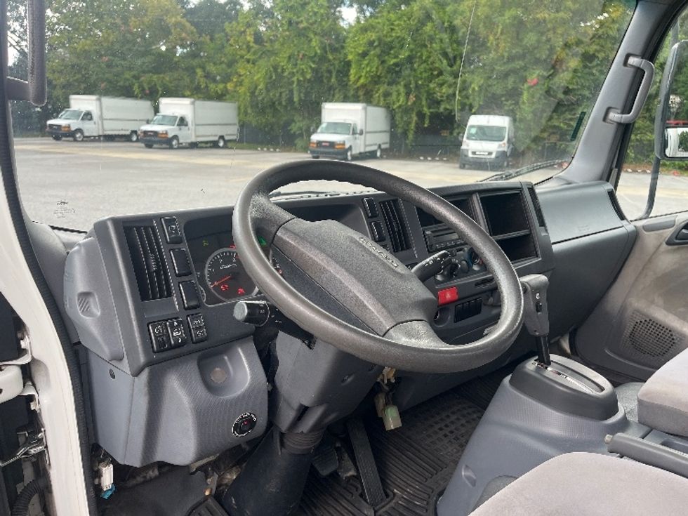 Light Duty Box Truck-Light and Medium Duty Trucks-Isuzu-2019-NPR-Pensacola-FL-168,296\n\t\tmiles-$ 33,250 - Image 17