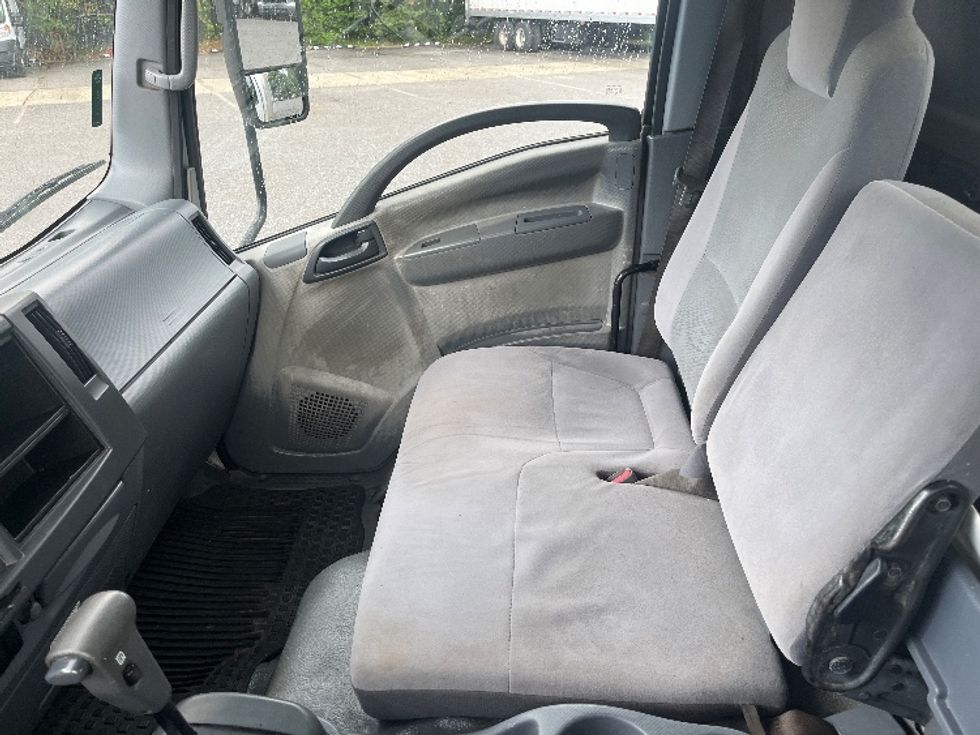 Light Duty Box Truck-Light and Medium Duty Trucks-Isuzu-2019-NPR-Pensacola-FL-168,296\n\t\tmiles-$ 33,250 - Image 19