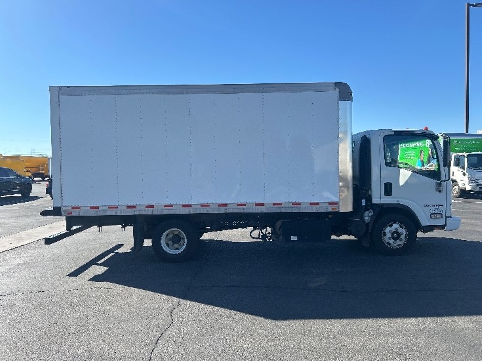 Light Duty Box Truck-Light and Medium Duty Trucks-Isuzu-2019-NPR-Phoenix-AZ-169,158\n\t\tmiles-$ 29,750 - Image 14