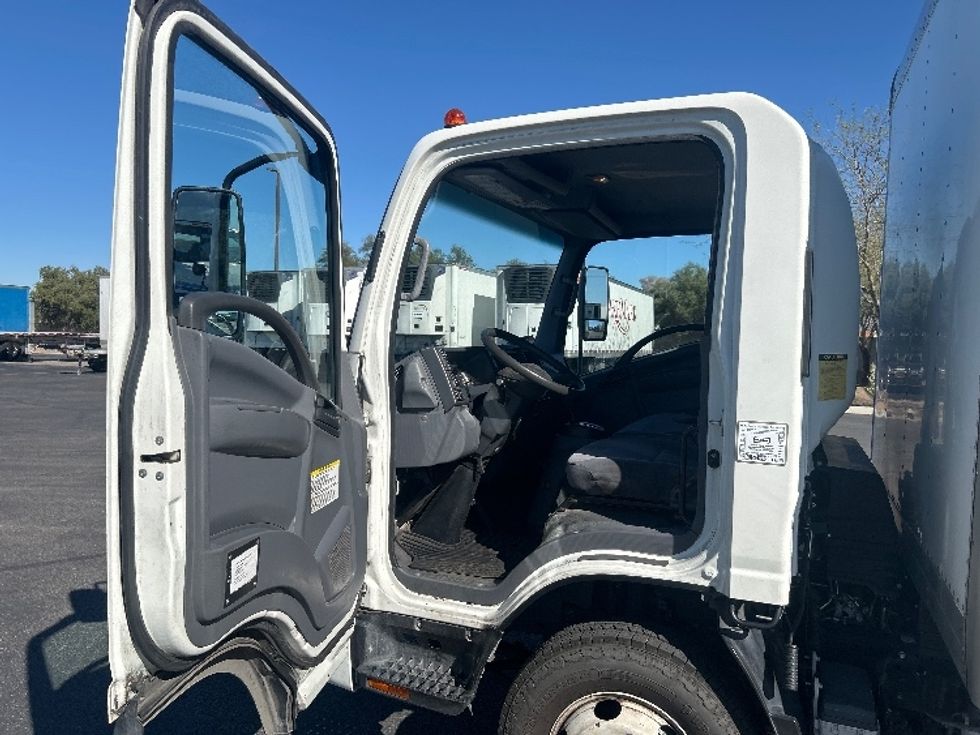 Light Duty Box Truck-Light and Medium Duty Trucks-Isuzu-2019-NPR-Phoenix-AZ-169,158\n\t\tmiles-$ 29,750 - Image 15