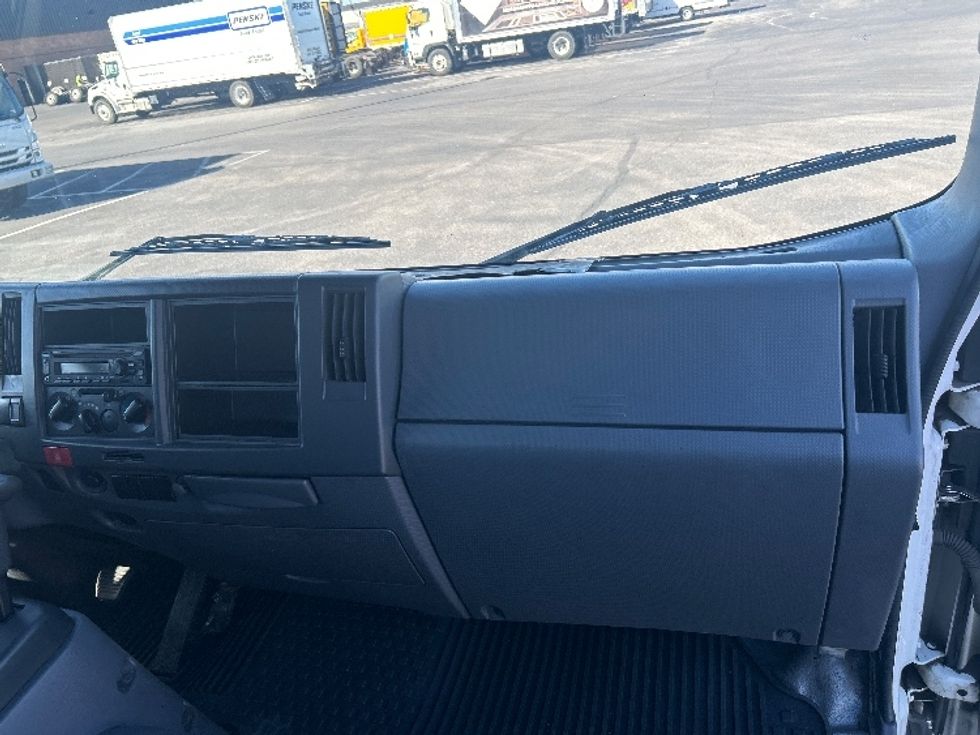 Light Duty Box Truck-Light and Medium Duty Trucks-Isuzu-2019-NPR-Phoenix-AZ-169,158\n\t\tmiles-$ 29,750 - Image 20