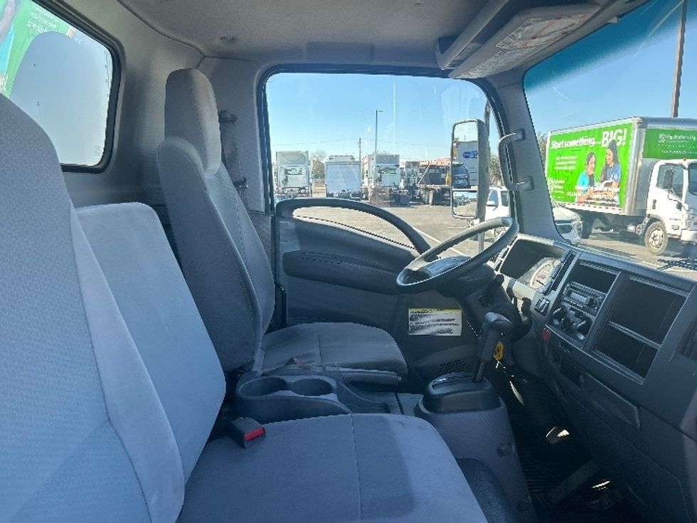 Light Duty Box Truck-Light and Medium Duty Trucks-Isuzu-2019-NPR-Phoenix-AZ-169,158\n\t\tmiles-$ 29,750 - Image 21