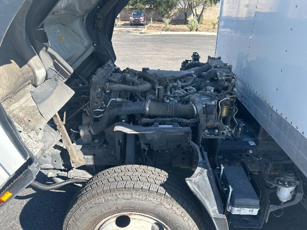 Light Duty Box Truck-Light and Medium Duty Trucks-Isuzu-2019-NPR-Phoenix-AZ-169,158\n\t\tmiles-$ 29,750 - Image 23