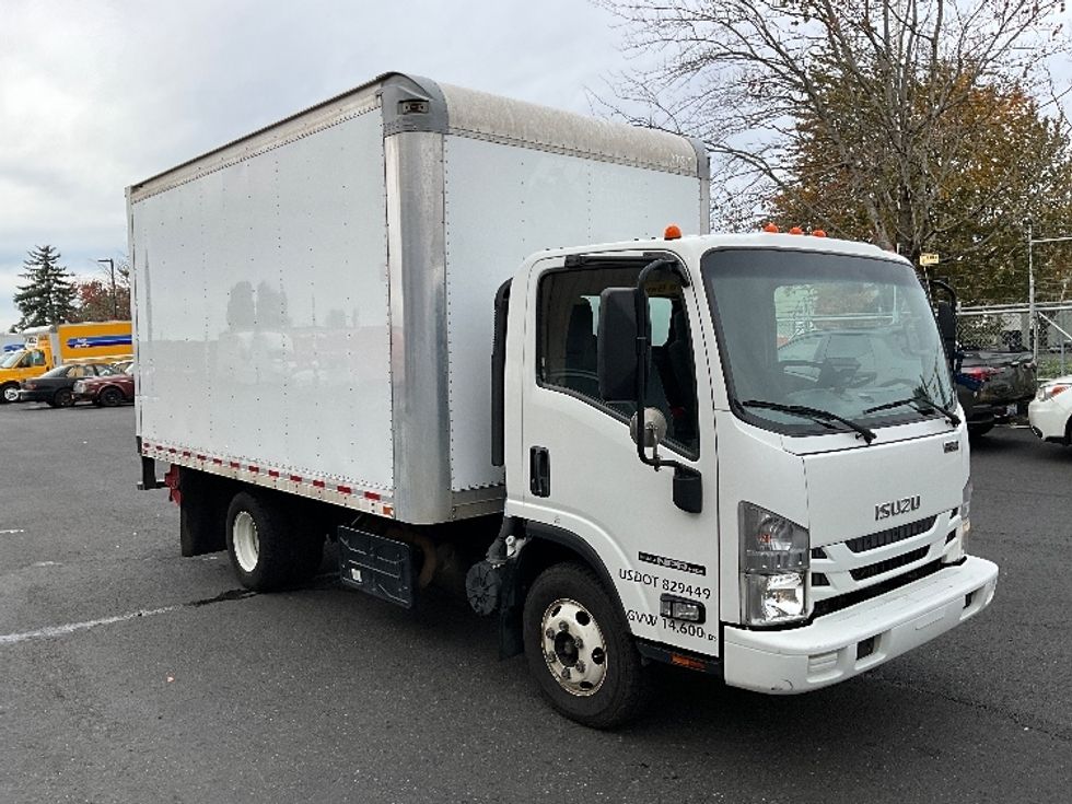 Light Duty Box Truck-Light and Medium Duty Trucks-Isuzu-2019-NPR-Portland-OR-90,240\n\t\tmiles-$ 41,250 - Image 1