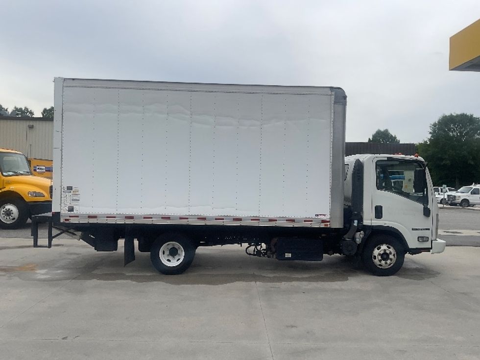 Light Duty Box Truck-Light and Medium Duty Trucks-Isuzu-2019-NPR-Prince George-VA-102,692\n\t\tmiles-$ 39,000 - Image 15