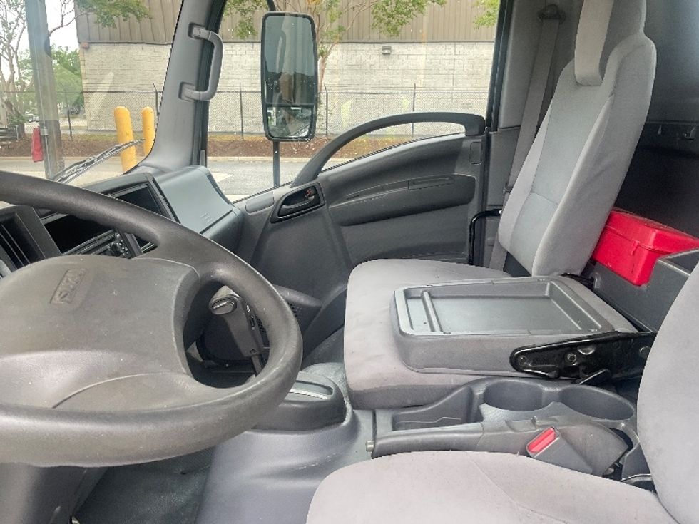 Light Duty Box Truck-Light and Medium Duty Trucks-Isuzu-2019-NPR-Prince George-VA-102,692\n\t\tmiles-$ 39,000 - Image 19