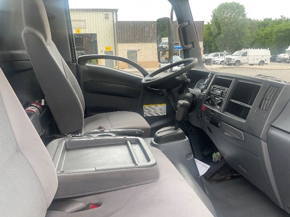Light Duty Box Truck-Light and Medium Duty Trucks-Isuzu-2019-NPR-Prince George-VA-102,692\n\t\tmiles-$ 39,000 - Image 22