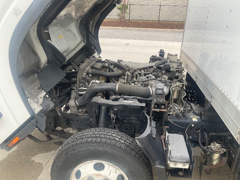 Light Duty Box Truck-Light and Medium Duty Trucks-Isuzu-2019-NPR-Prince George-VA-102,692\n\t\tmiles-$ 39,000 - Image 24