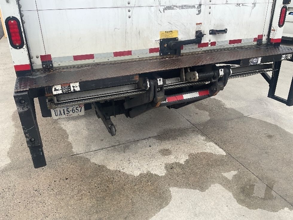 Light Duty Box Truck-Light and Medium Duty Trucks-Isuzu-2019-NPR-Prince George-VA-102,692\n\t\tmiles-$ 39,000 - Image 29