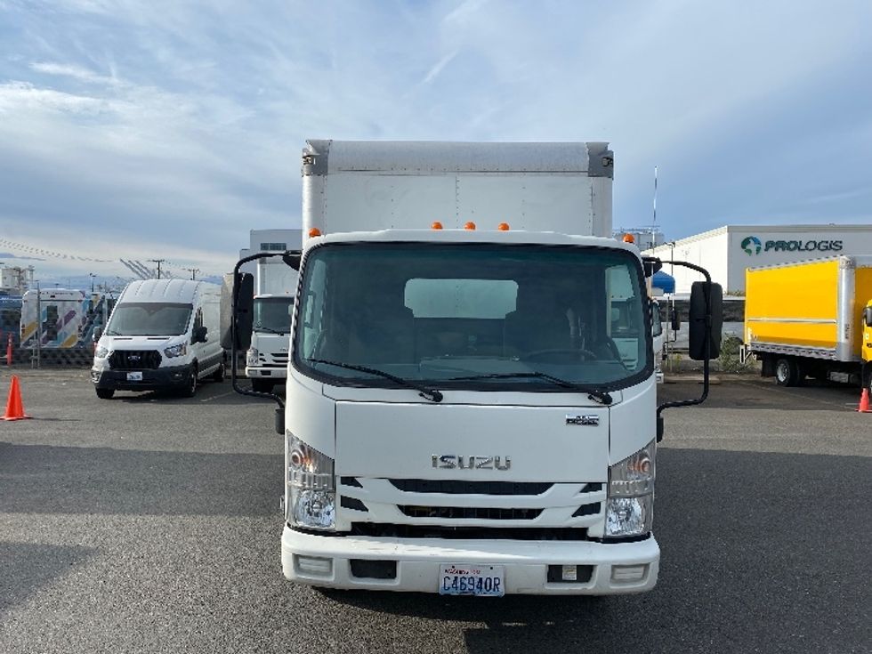 Light Duty Box Truck-Light and Medium Duty Trucks-Isuzu-2019-NPR-Seattle-WA-86,537\n\t\tmiles-$ 43,250 - Image 2