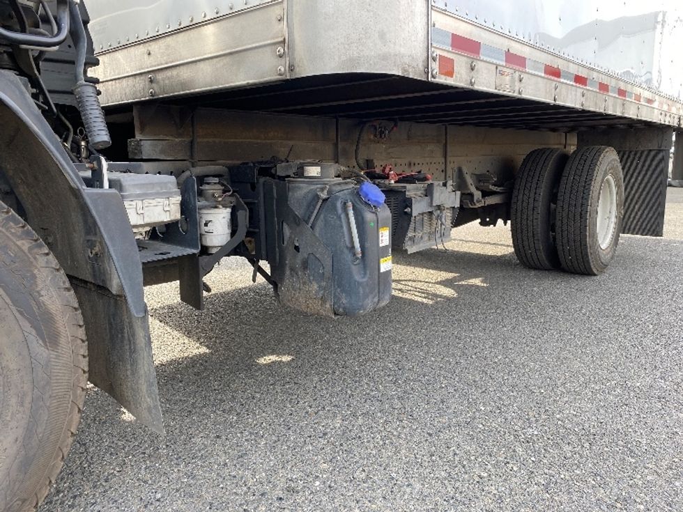 Light Duty Box Truck-Light and Medium Duty Trucks-Isuzu-2019-NPR-Seattle-WA-86,537\n\t\tmiles-$ 43,250 - Image 5