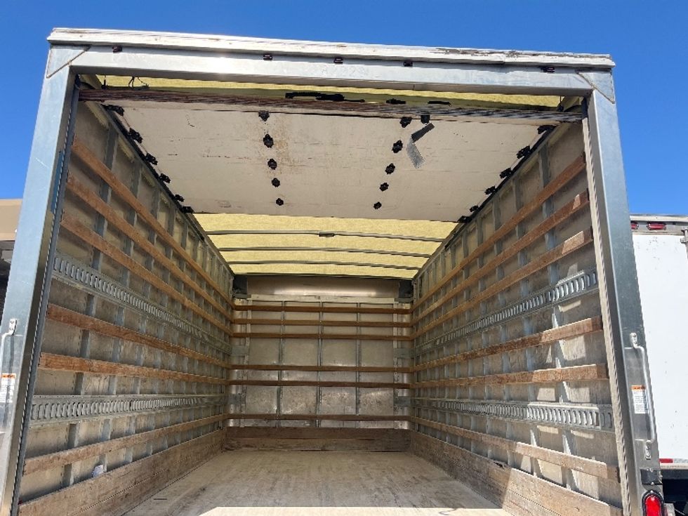 Light Duty Box Truck-Light and Medium Duty Trucks-Isuzu-2019-NPR-Sterling-VA-65,392\n\t\tmiles-$ 45,250 - Image 8