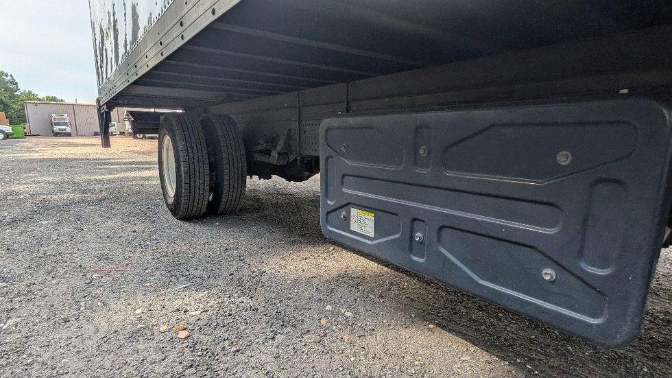 Light Duty Box Truck-Light and Medium Duty Trucks-Isuzu-2019-NPR-Suwanee-GA-127,127\n\t\tmiles-$ 38,250 - Image 14