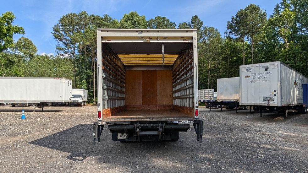Light Duty Box Truck-Light and Medium Duty Trucks-Isuzu-2019-NPR-Suwanee-GA-127,127\n\t\tmiles-$ 38,250 - Image 8