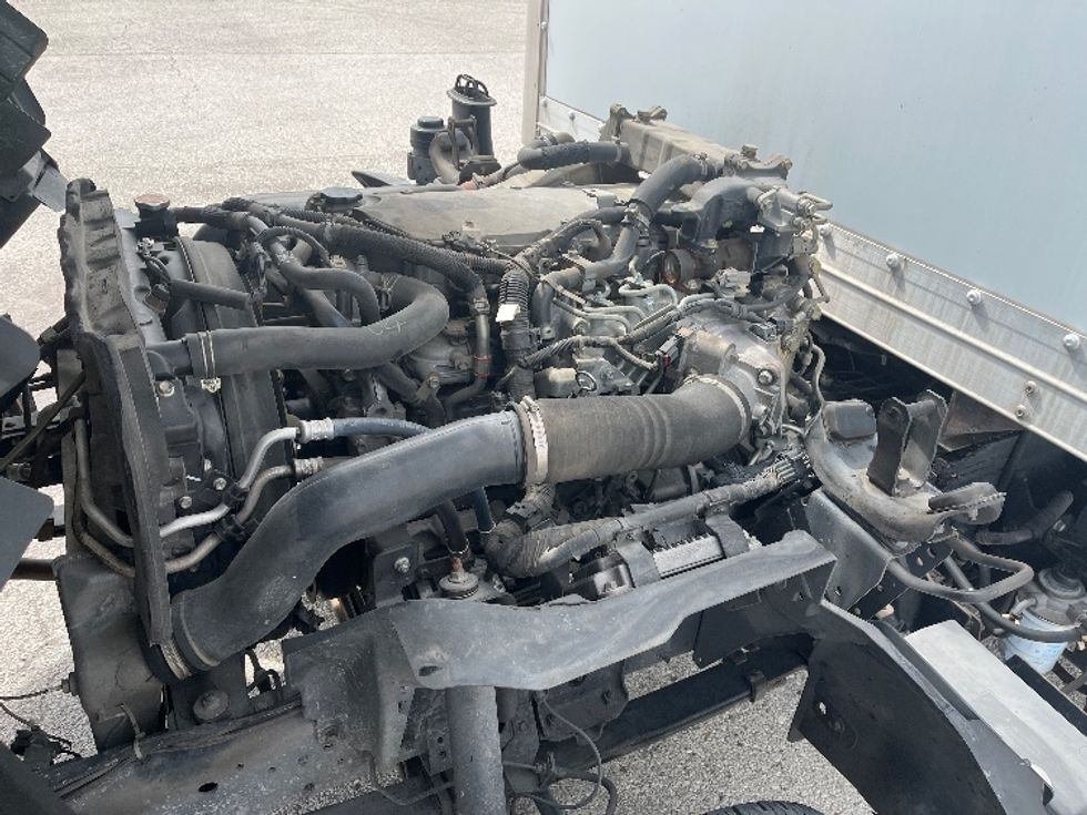 Light Duty Box Truck-Light and Medium Duty Trucks-Isuzu-2019-NPR-Tampa-FL-215,377\n\t\tmiles-$ 21,500 - Image 24