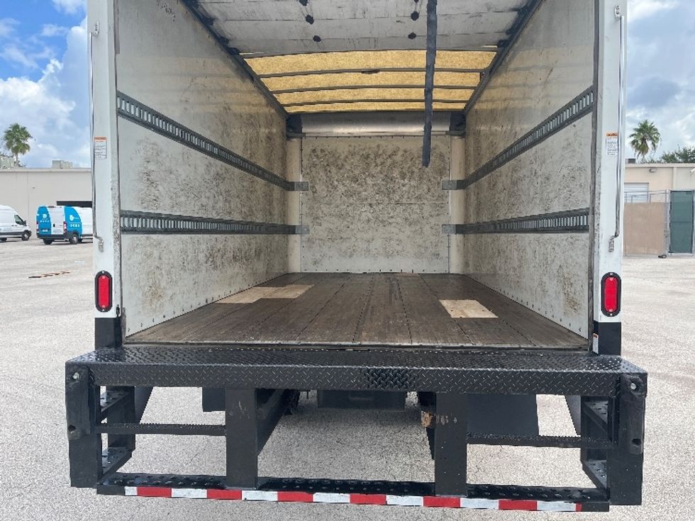 Light Duty Box Truck-Light and Medium Duty Trucks-Isuzu-2019-NPR-Tampa-FL-215,377\n\t\tmiles-$ 21,500 - Image 9