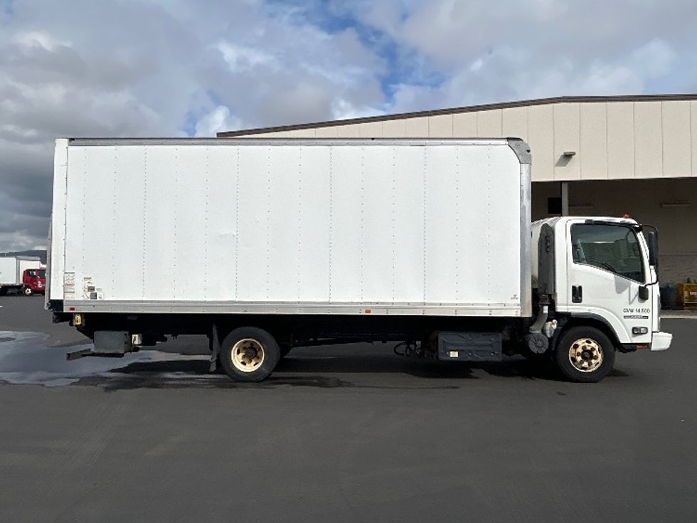 Light Duty Box Truck-Light and Medium Duty Trucks-Isuzu-2019-NPR-Torrance-CA-62,874\n\t\tmiles-$ 44,500 - Image 15