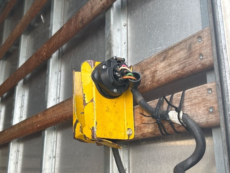 Light Duty Box Truck-Light and Medium Duty Trucks-Isuzu-2019-NPR-Torrance-CA-62,874\n\t\tmiles-$ 44,500 - Image 25