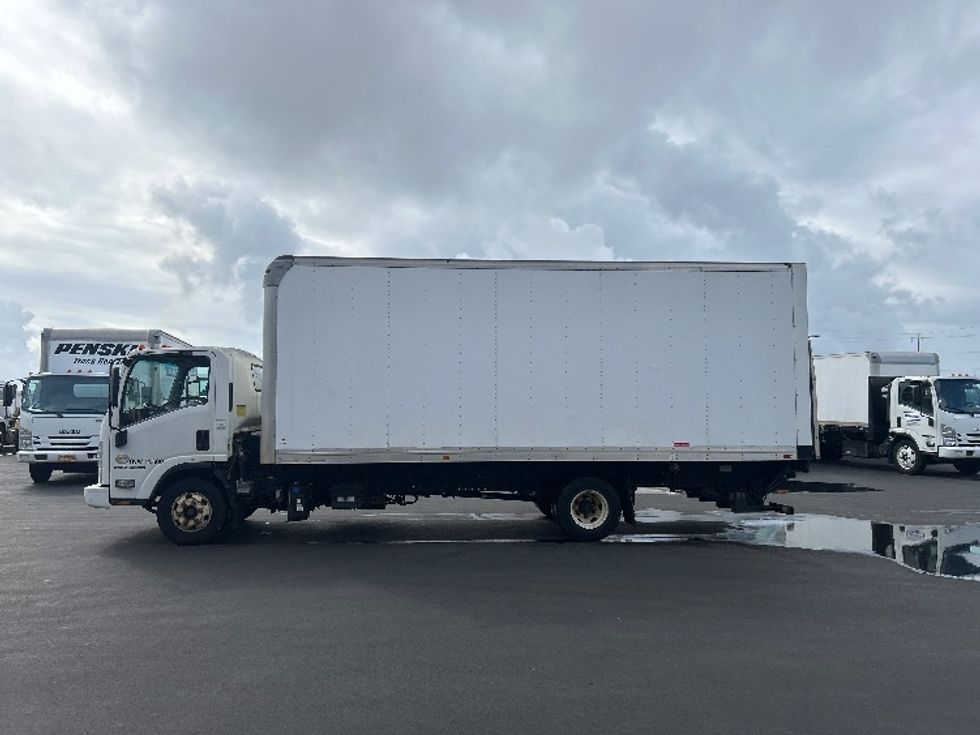 Light Duty Box Truck-Light and Medium Duty Trucks-Isuzu-2019-NPR-Torrance-CA-62,874\n\t\tmiles-$ 44,500 - Image 4