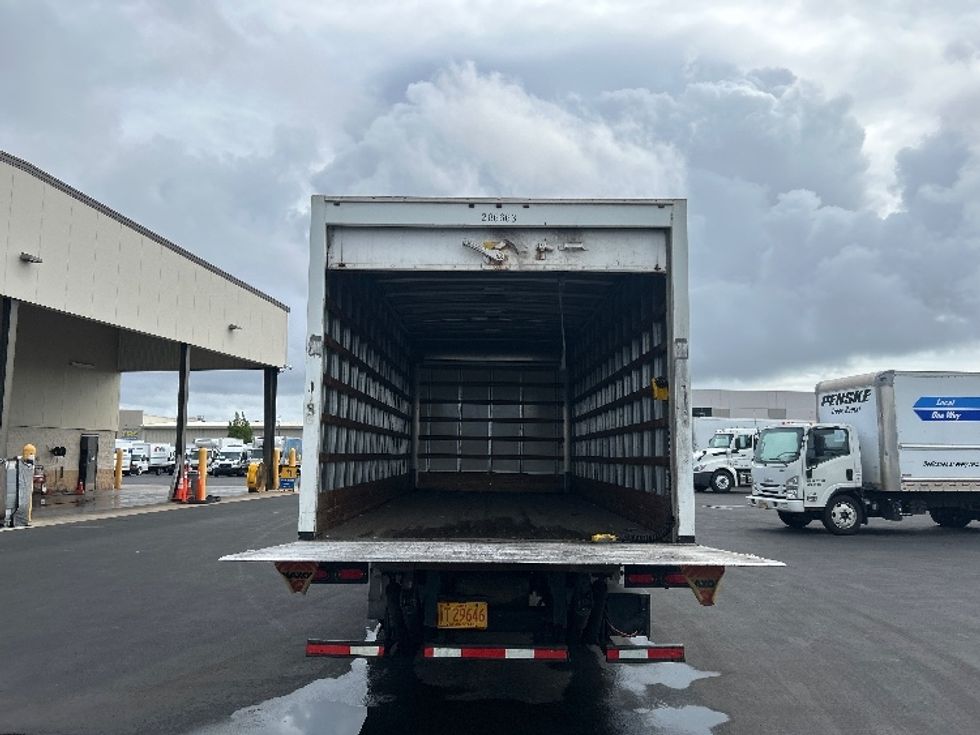 Light Duty Box Truck-Light and Medium Duty Trucks-Isuzu-2019-NPR-Torrance-CA-62,874\n\t\tmiles-$ 44,500 - Image 8