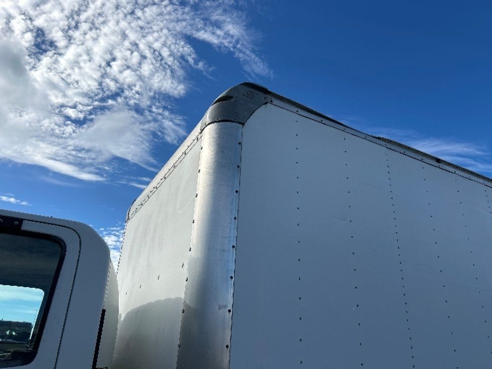 Light Duty Box Truck-Light and Medium Duty Trucks-Isuzu-2019-NPR-Torrance-CA-64,031\n\t\tmiles-$ 44,500 - Image 25