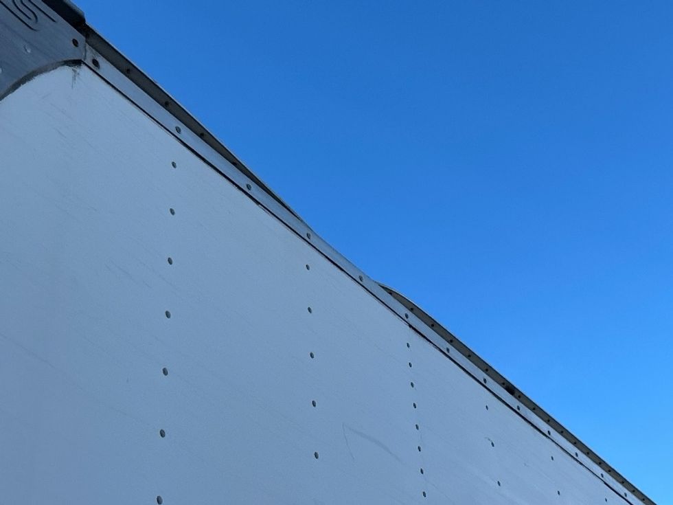 Light Duty Box Truck-Light and Medium Duty Trucks-Isuzu-2019-NPR-Torrance-CA-64,031\n\t\tmiles-$ 44,500 - Image 27