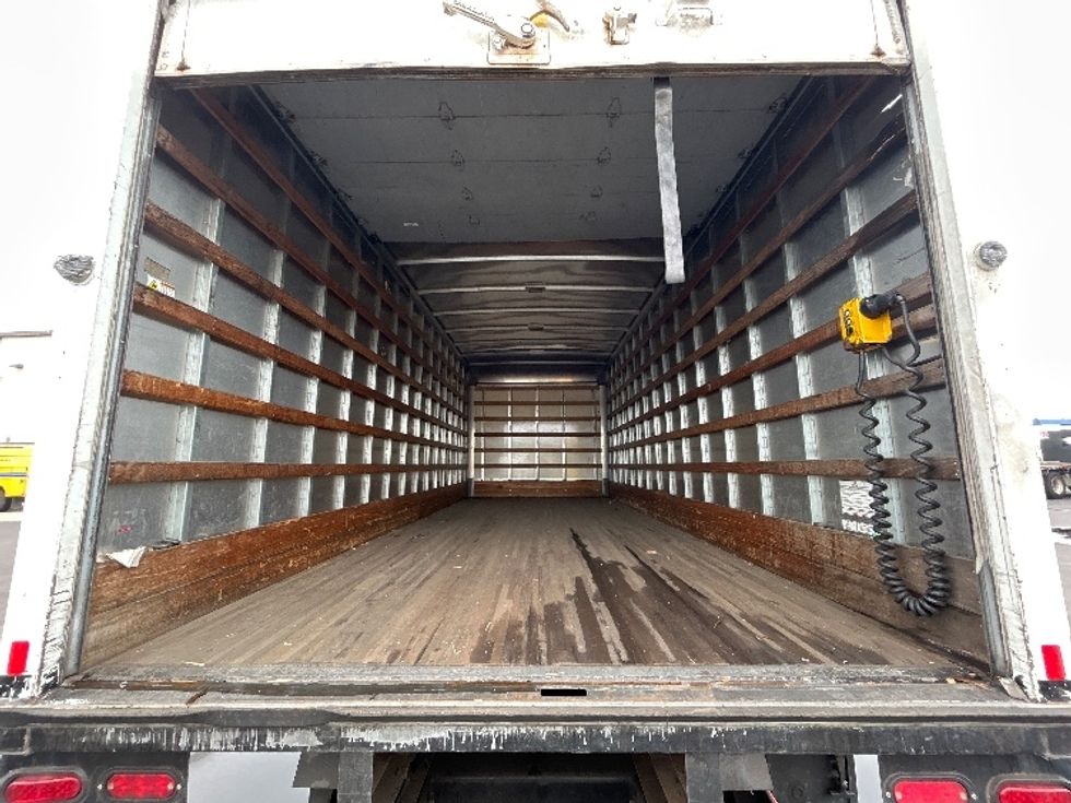 Light Duty Box Truck-Light and Medium Duty Trucks-Isuzu-2019-NPR-Torrance-CA-76,651\n\t\tmiles-$ 43,250 - Image 10