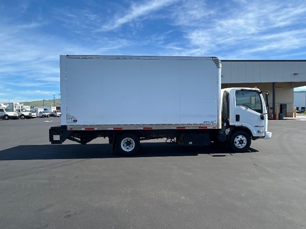 Light Duty Box Truck-Light and Medium Duty Trucks-Isuzu-2019-NPR-Torrance-CA-77,273\n\t\tmiles-$ 41,250 - Image 10