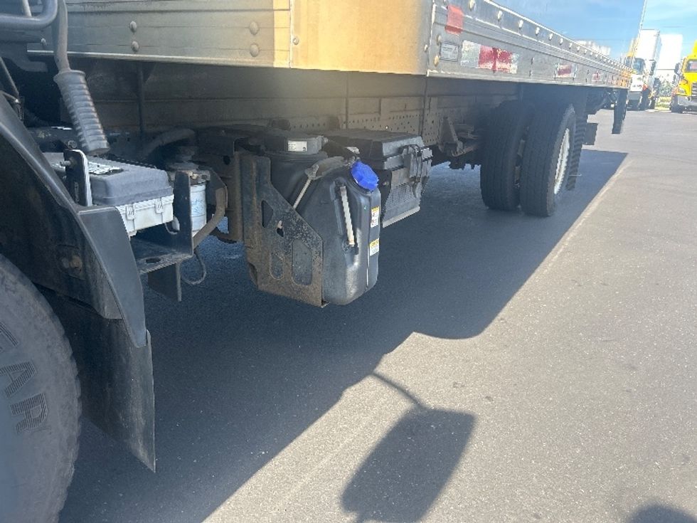 Light Duty Box Truck-Light and Medium Duty Trucks-Isuzu-2019-NPR-Torrance-CA-77,273\n\t\tmiles-$ 41,250 - Image 5