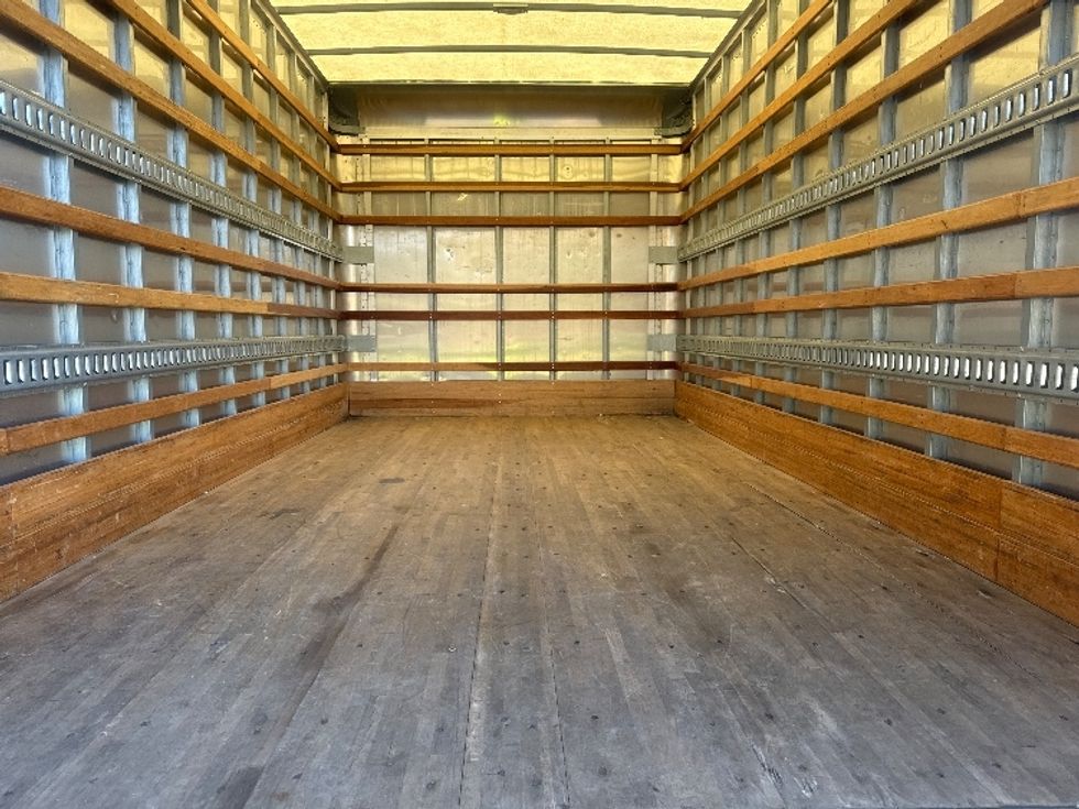 Light Duty Box Truck-Light and Medium Duty Trucks-Isuzu-2019-NPR-Tukwila-WA-134,029\n\t\tmiles-$ 38,000 - Image 10