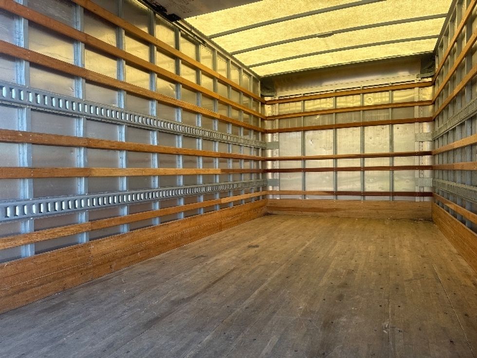 Light Duty Box Truck-Light and Medium Duty Trucks-Isuzu-2019-NPR-Tukwila-WA-134,029\n\t\tmiles-$ 38,000 - Image 11