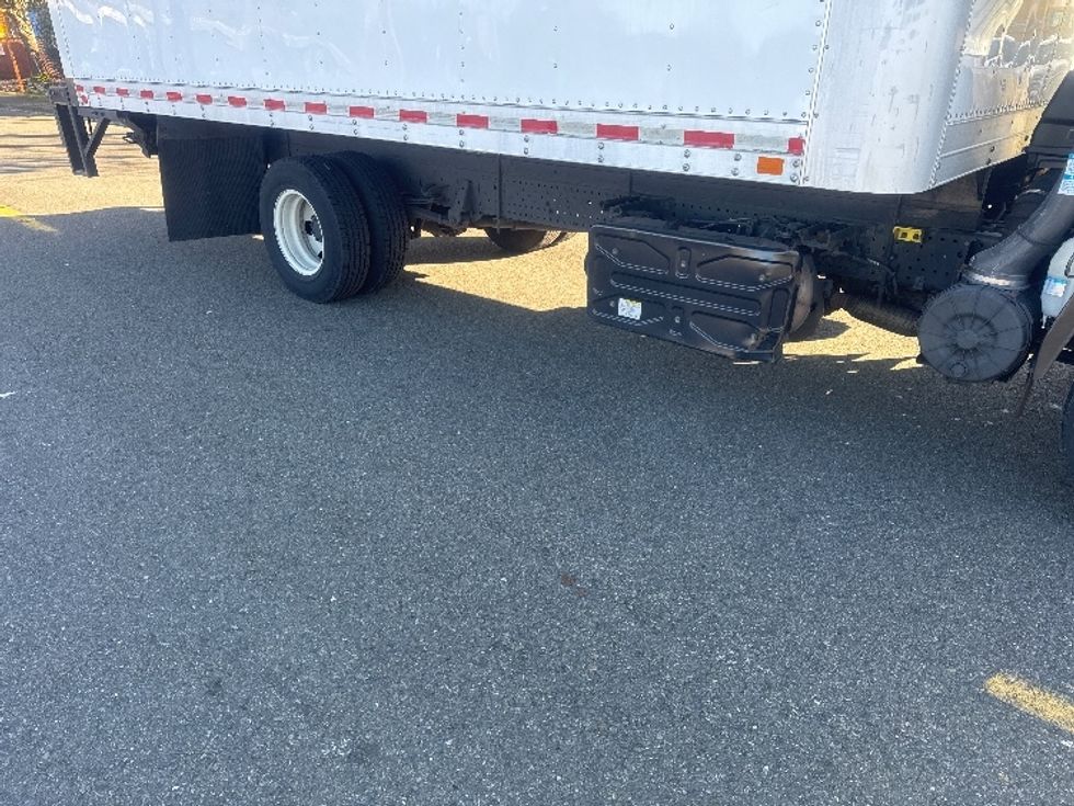 Light Duty Box Truck-Light and Medium Duty Trucks-Isuzu-2019-NPR-Tukwila-WA-134,029\n\t\tmiles-$ 38,000 - Image 14