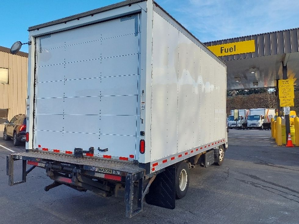 Light Duty Box Truck-Light and Medium Duty Trucks-Isuzu-2019-NPR-Tukwila-WA-139,517\n\t\tmiles-$ 37,250 - Image 12