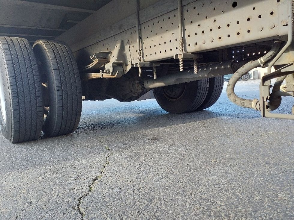 Light Duty Box Truck-Light and Medium Duty Trucks-Isuzu-2019-NPR-Tukwila-WA-139,517\n\t\tmiles-$ 37,250 - Image 13