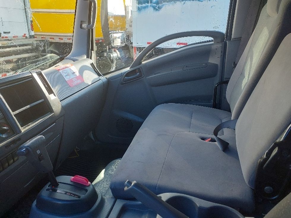 Light Duty Box Truck-Light and Medium Duty Trucks-Isuzu-2019-NPR-Tukwila-WA-156,890\n\t\tmiles-$ 34,000 - Image 18