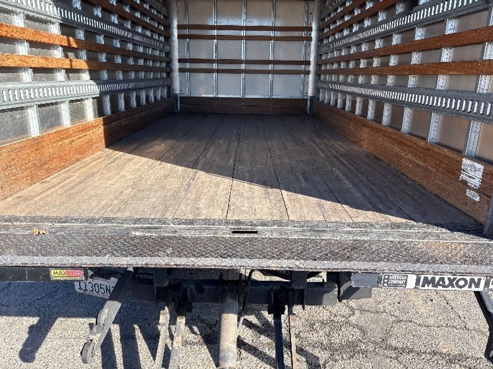 Light Duty Box Truck-Light and Medium Duty Trucks-Isuzu-2019-NPR-West Sacramento-CA-88,903\n\t\tmiles-$ 43,250 - Image 10