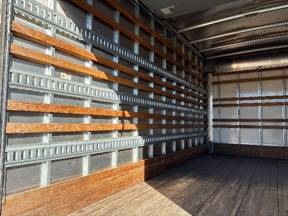 Light Duty Box Truck-Light and Medium Duty Trucks-Isuzu-2019-NPR-West Sacramento-CA-88,903\n\t\tmiles-$ 43,250 - Image 11