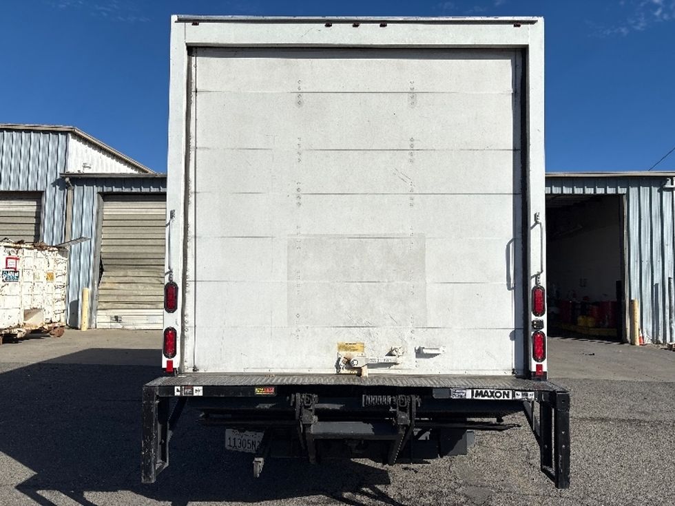 Light Duty Box Truck-Light and Medium Duty Trucks-Isuzu-2019-NPR-West Sacramento-CA-88,903\n\t\tmiles-$ 43,250 - Image 7