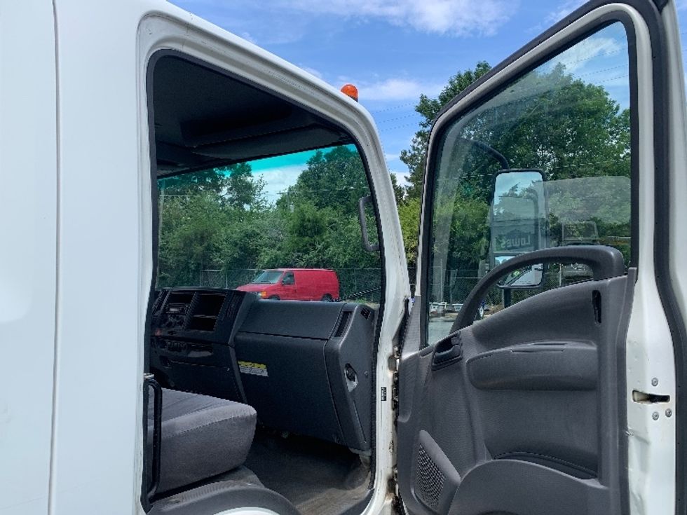 Light Duty Box Truck-Light and Medium Duty Trucks-Isuzu-2019-NPRXD-Concord-NC-226,708\n\t\tmiles-$ 27,000 - Image 20