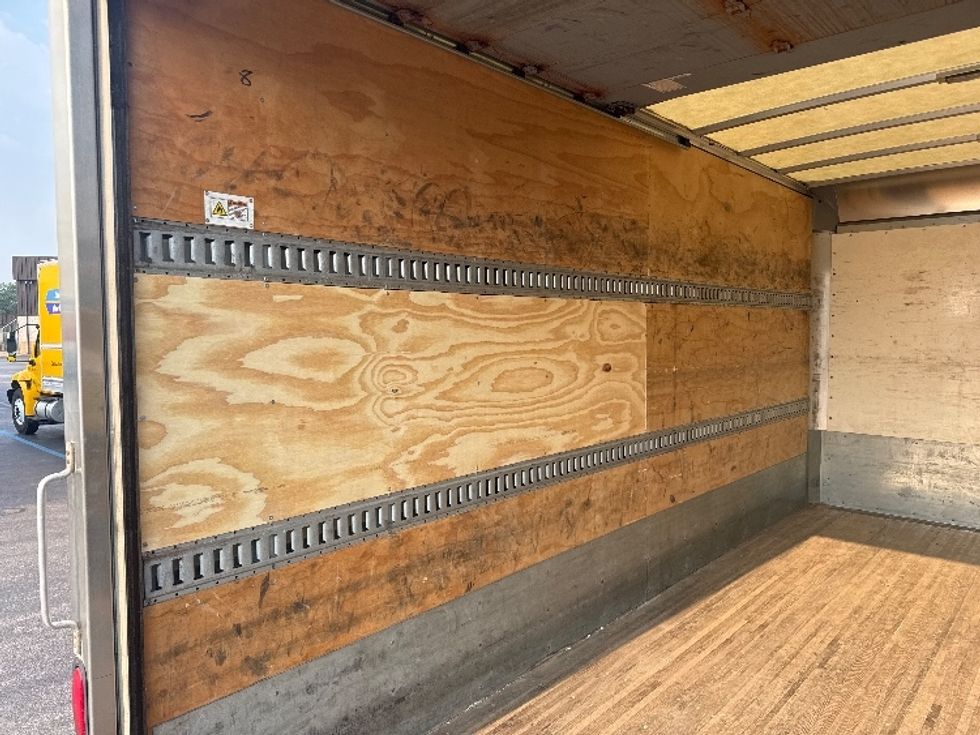 Light Duty Box Truck-Light and Medium Duty Trucks-Isuzu-2019-NPRXD-East Chicago-IN-130,308\n\t\tmiles-$ 40,500 - Image 10