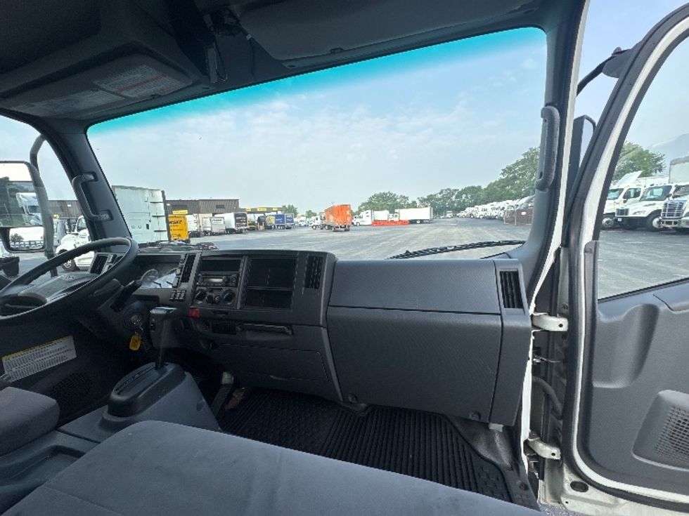 Light Duty Box Truck-Light and Medium Duty Trucks-Isuzu-2019-NPRXD-East Chicago-IN-130,308\n\t\tmiles-$ 40,500 - Image 20