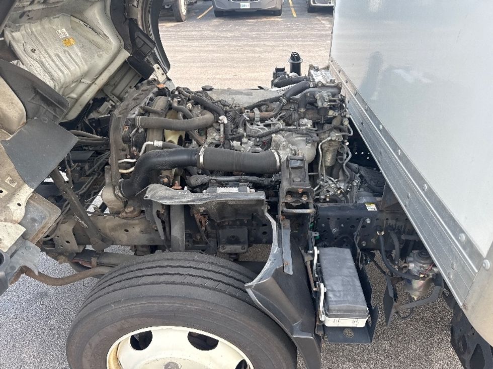 Light Duty Box Truck-Light and Medium Duty Trucks-Isuzu-2019-NPRXD-East Chicago-IN-130,308\n\t\tmiles-$ 40,500 - Image 23