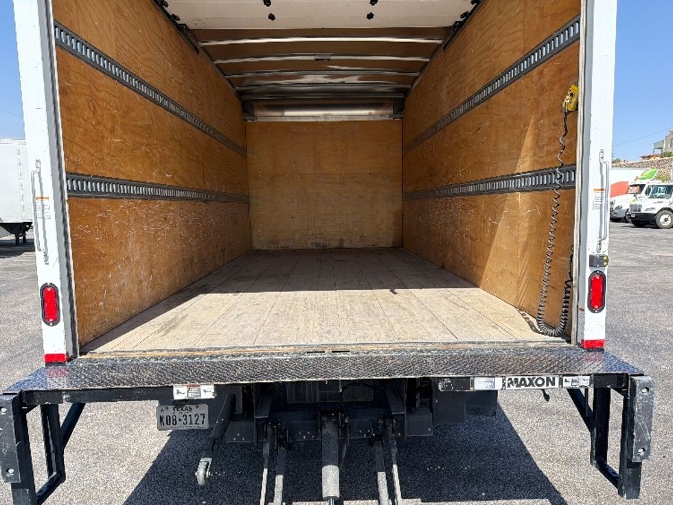 Light Duty Box Truck-Light and Medium Duty Trucks-Isuzu-2019-NPRXD-El Paso-TX-98,296\n\t\tmiles-$ 41,750 - Image 10