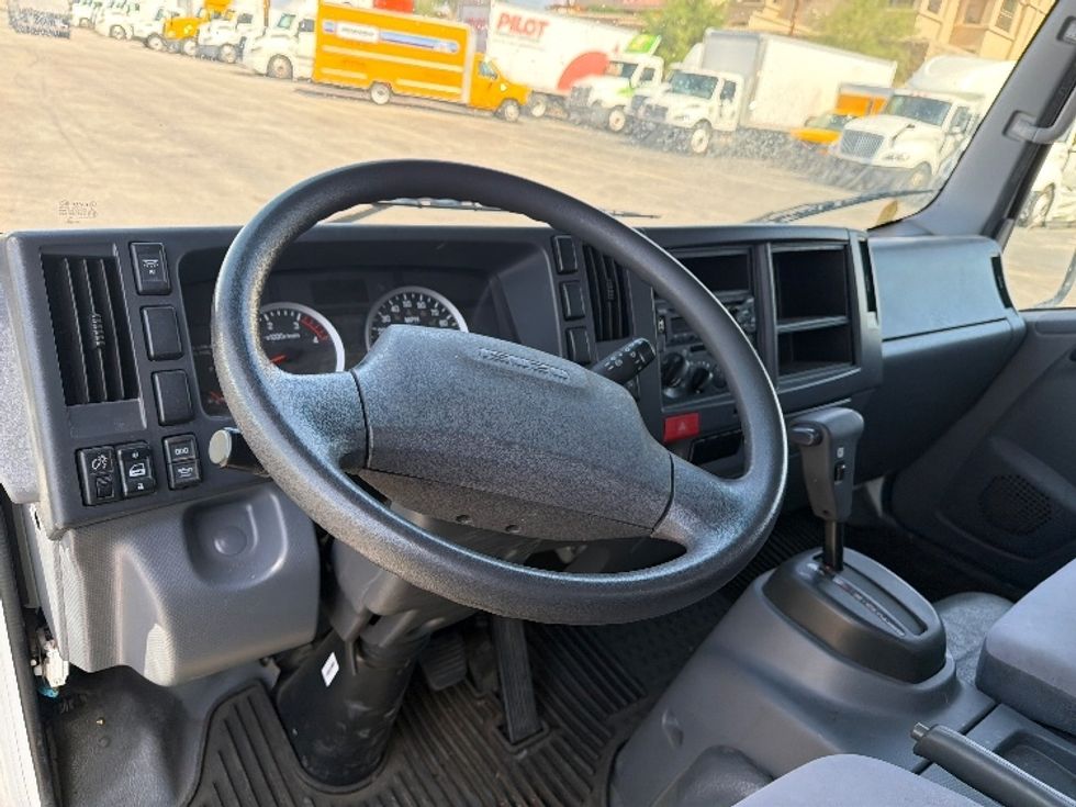 Light Duty Box Truck-Light and Medium Duty Trucks-Isuzu-2019-NPRXD-El Paso-TX-98,296\n\t\tmiles-$ 41,750 - Image 17